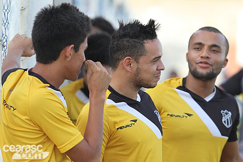 [03-11] Reapresentação + treino coletivo - Cidade Vozão - 6