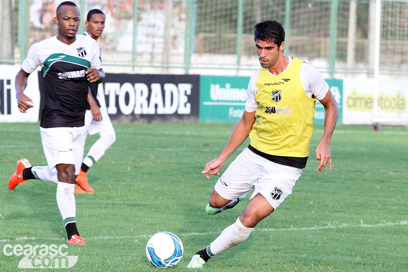 [13-04] Reapresentação + treino técnico e tático - 16
