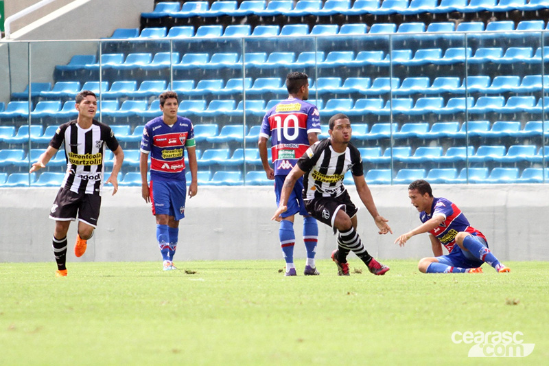 [12-04] Fortaleza 0 x 3 Ceará - 25