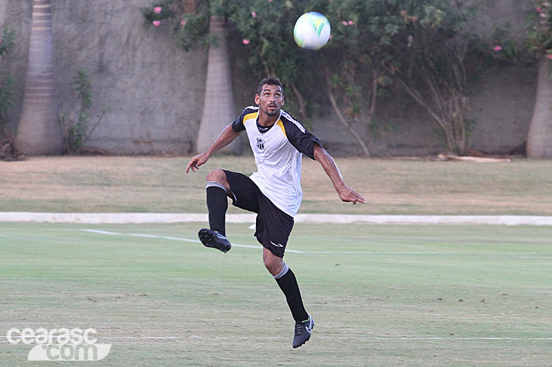[03-11] Reapresentação + treino coletivo - Cidade Vozão - 21