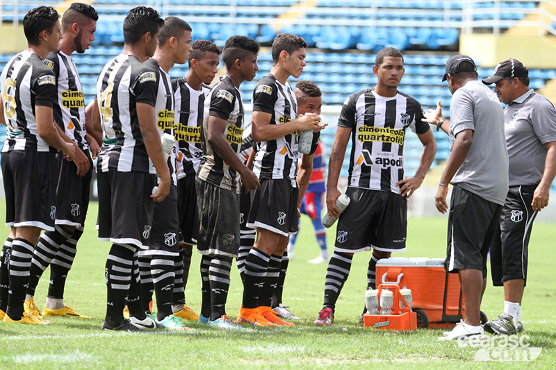 [12-04] Fortaleza 0 x 3 Ceará - 28