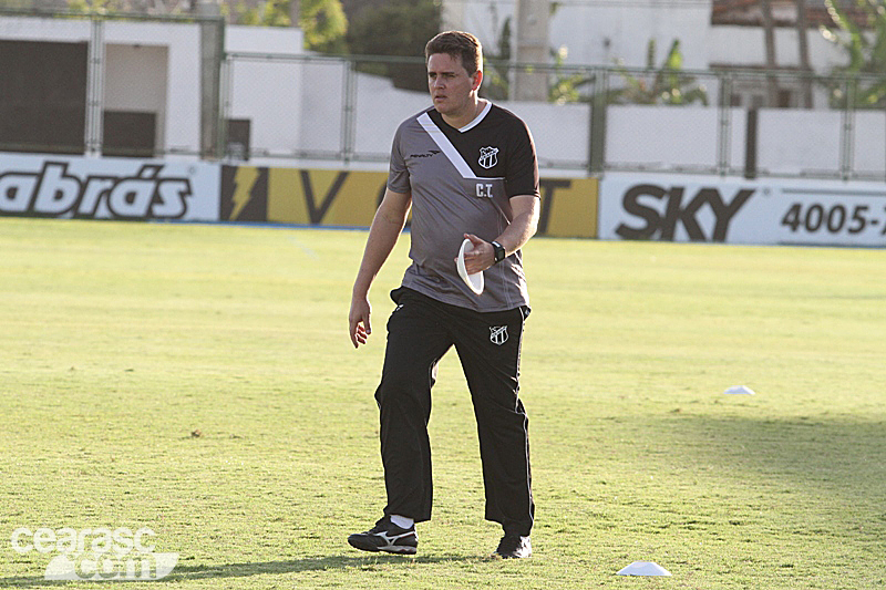 [04-11] Treino físico + técnico - Comissão Técnica - 10