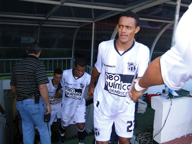 Atlético-MG 0 x 1 Ceará - 06/06 às 16h - Mineirão - 12