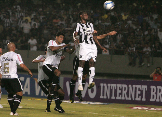 Ceará 0 x 0 Corinthians - 14/07 às 21h50 - Castelão - 9