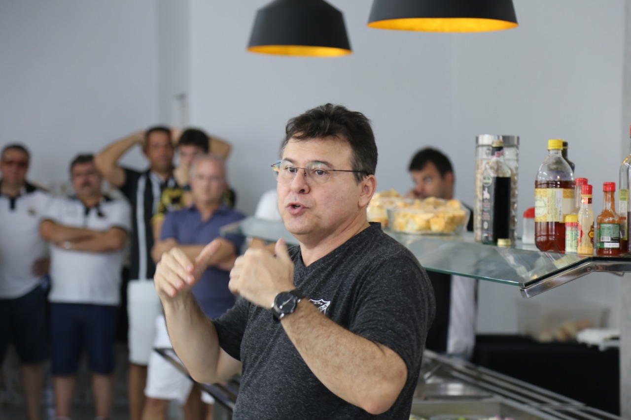 Em manhã de visitação, conselheiros conferem melhorias recentes no CT do Vozão