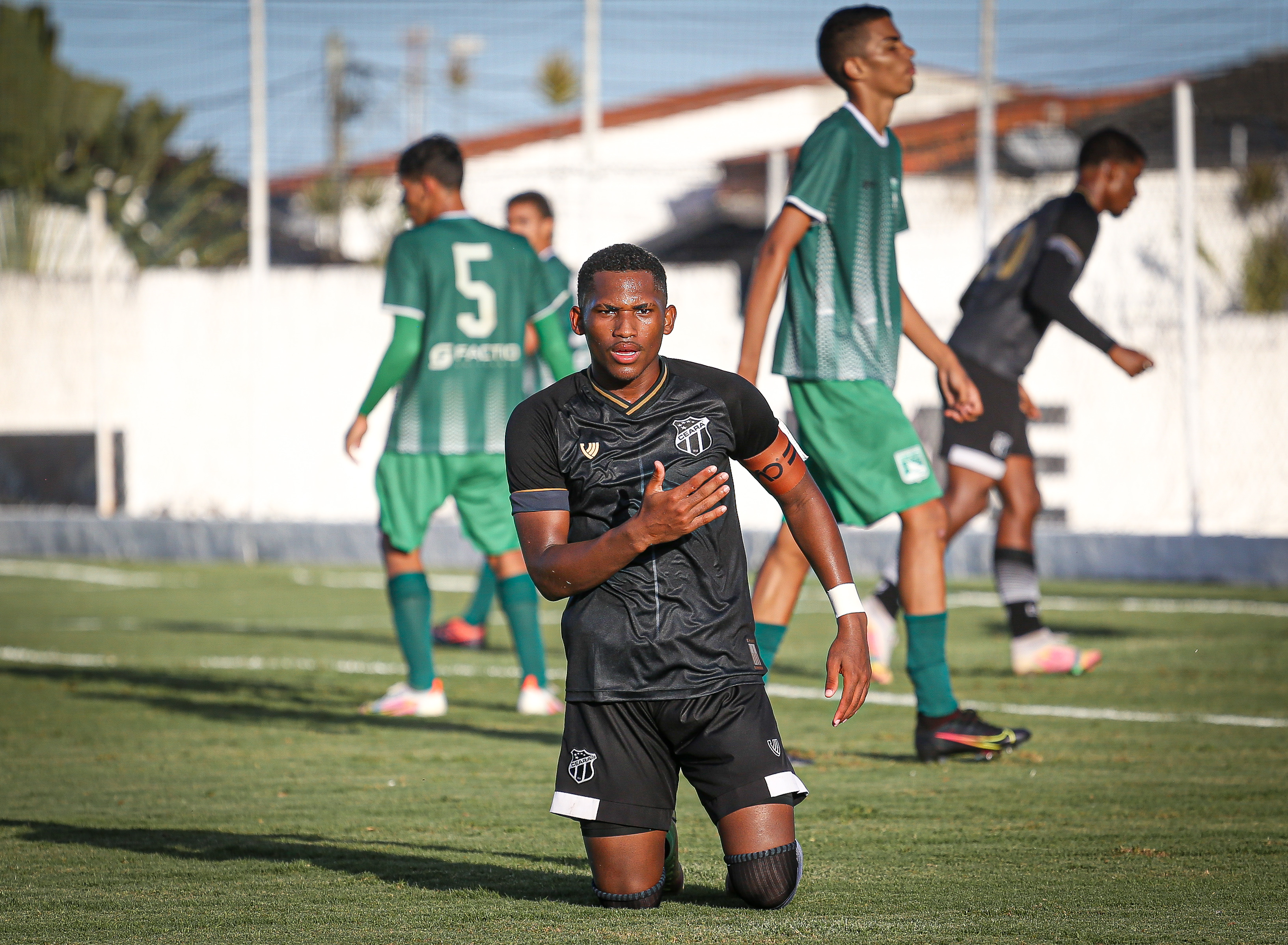 Categorias de base concluem mais um dia de treino para o final de semana de jogos