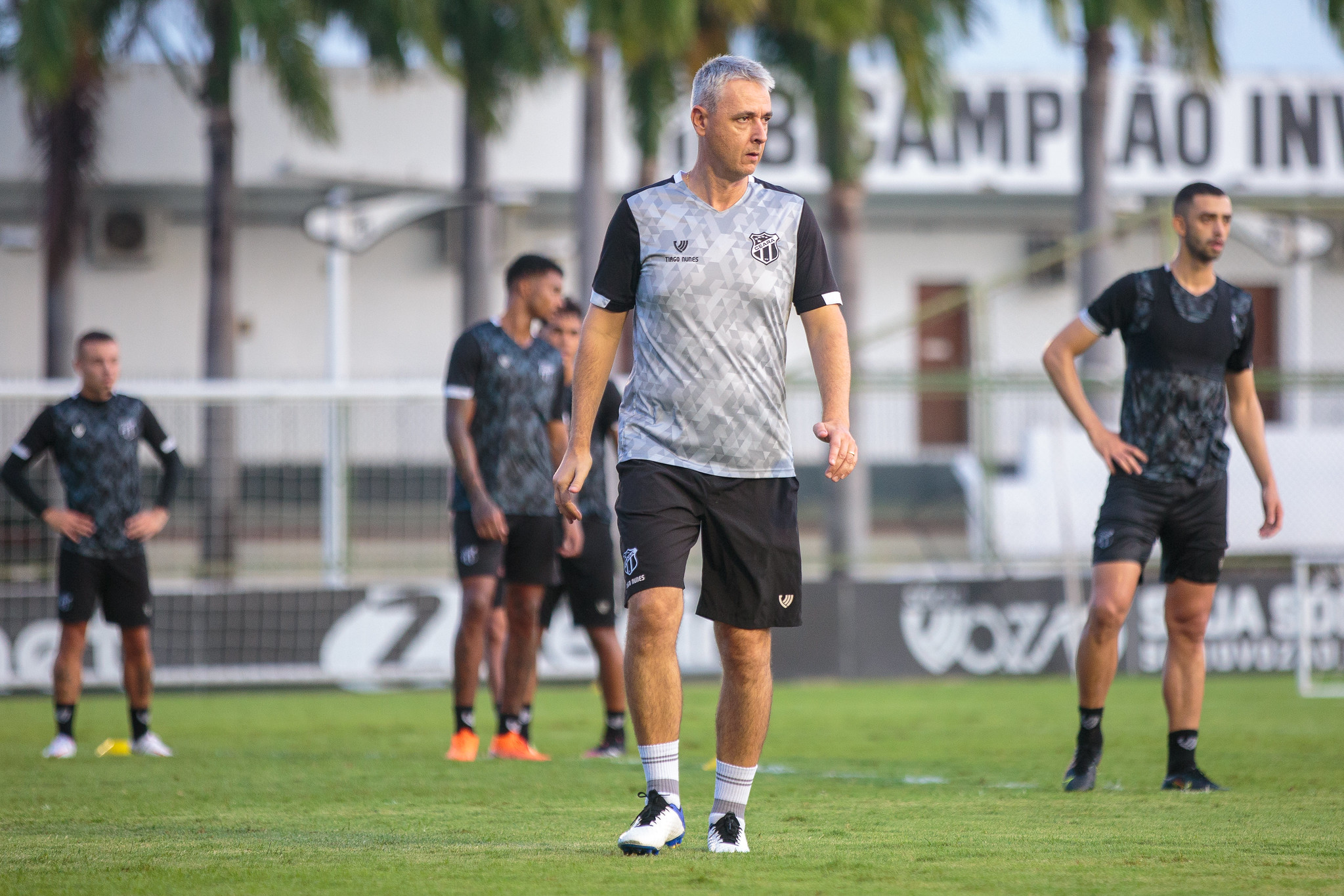 Pré-jogo: Antes de viagem para Iguatu, elenco do Ceará realiza treino apronto em Porangabuçu