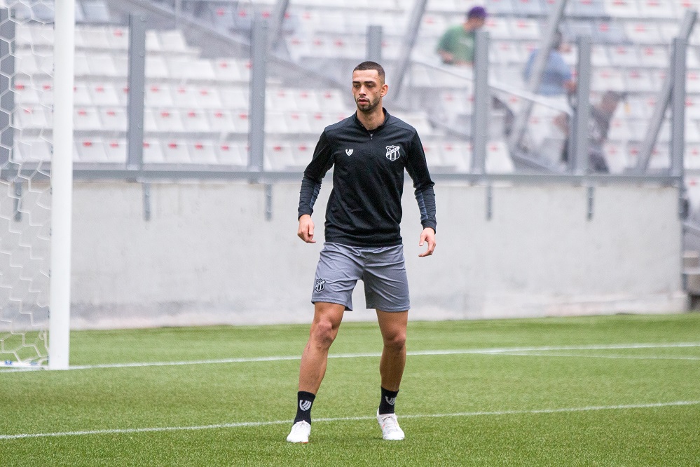 Lacerda enfatiza sobre o pensamento no jogo da Copa do Brasil: “Vamos entrar respeitando o Tombense e focados na classificação"