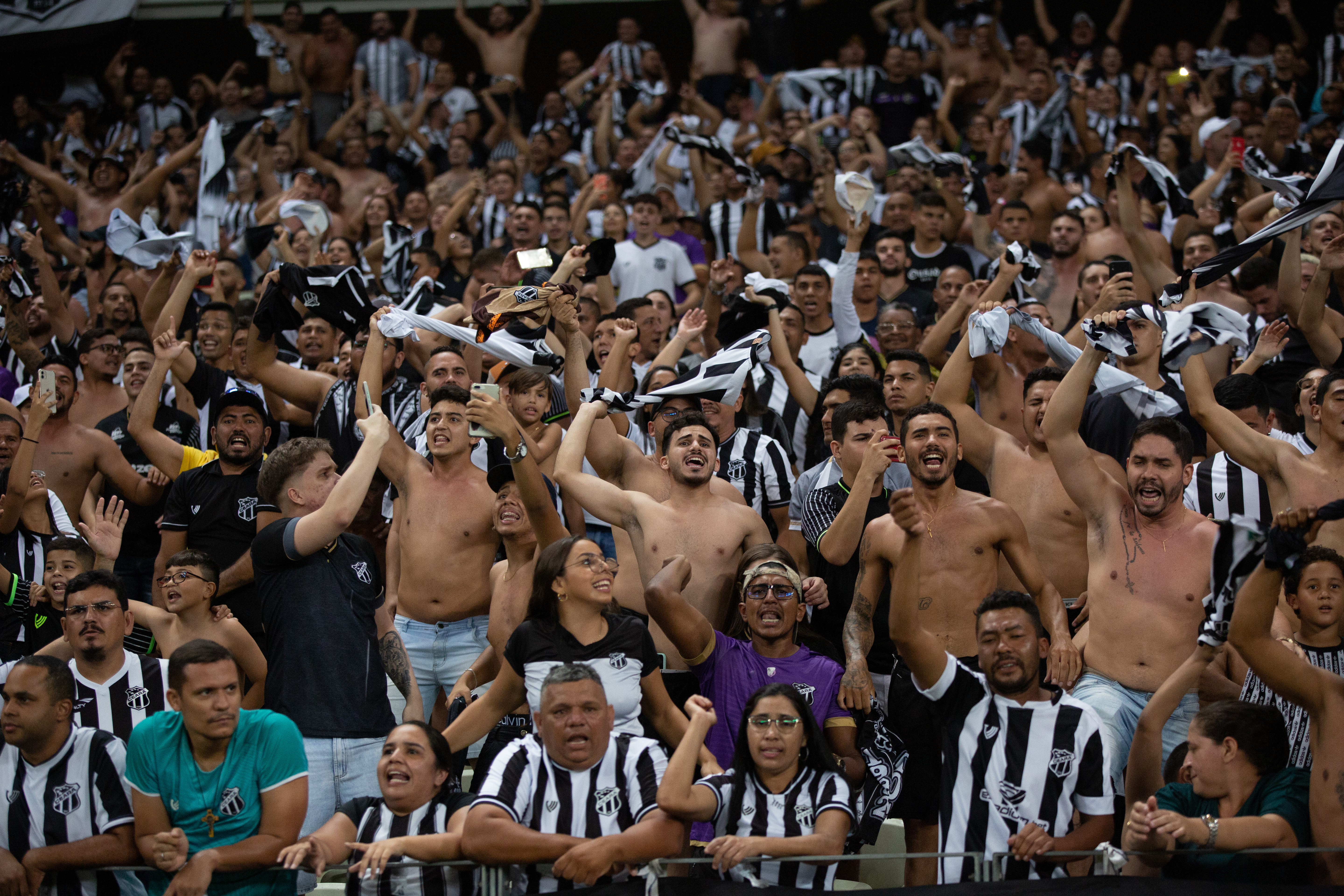 Torcedores podem assegurar vaga para duelo entre Ceará x Atlético Mineiro através do check-in e venda de ingressos
