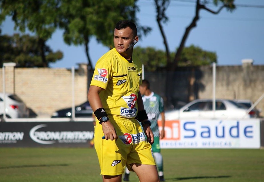 Sub-20: Renato Pinheiro apita a partida de estreia do Vozão diante do Atlético Mineiro