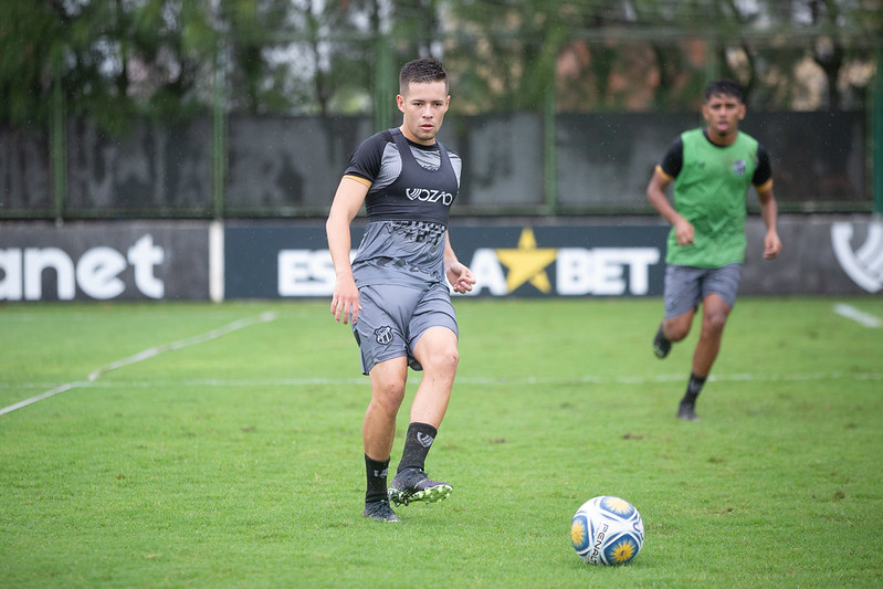 Dois dias antes de encarar o Fluminense/PI, Ceará tem manhã de treino técnico