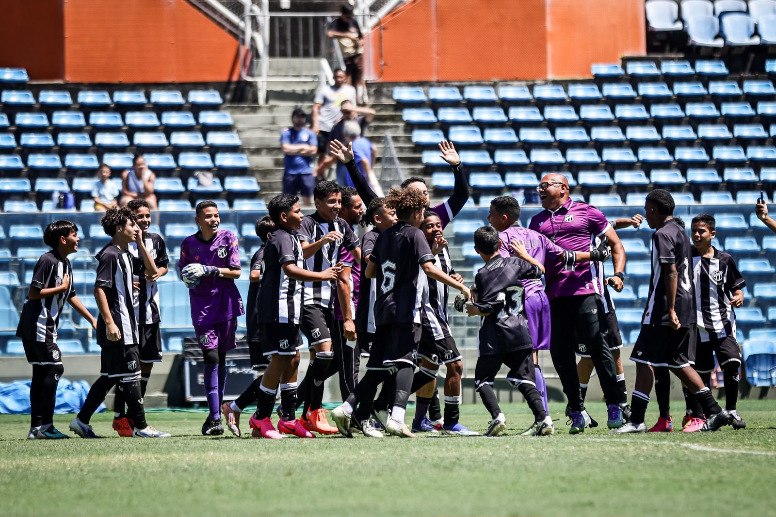 Sub-12: Ceará vence Clássico-Rei e avança à final da Copa Manjadinho antecipadamente