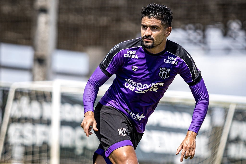 Fechando a primeira semana de intertemporada, Ceará tem manhã de sábado de trabalhos intensos em Porangabuçu