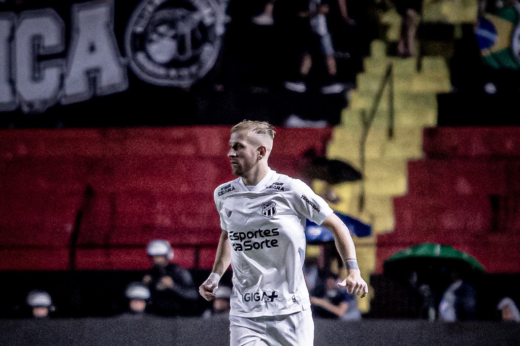 Camp. Brasileiro: No Recife, Ceará visita o Sport na busca pela manutenção na parte de cima da tabela