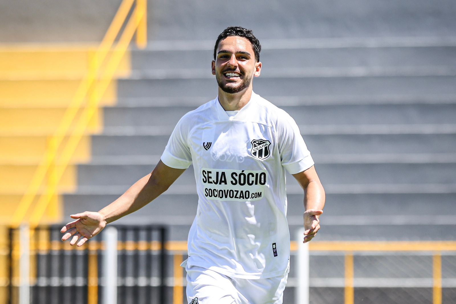 Sub-20: Figueiredo estreia com gol e Ceará vence o FC Atlético por 2 a 1 pelo Cearense