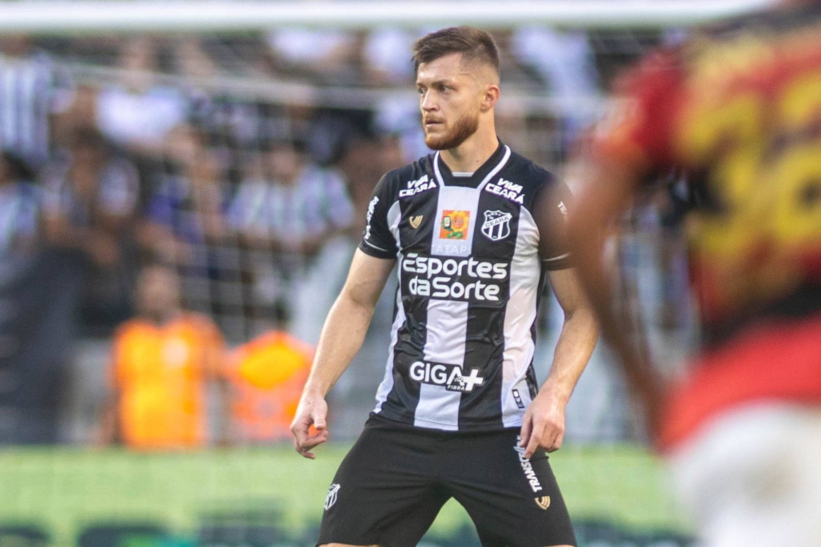 Sem sofrer gols há três jogos, Willian Machado valoriza consistência defensiva: "É o trabalho de todo mundo"