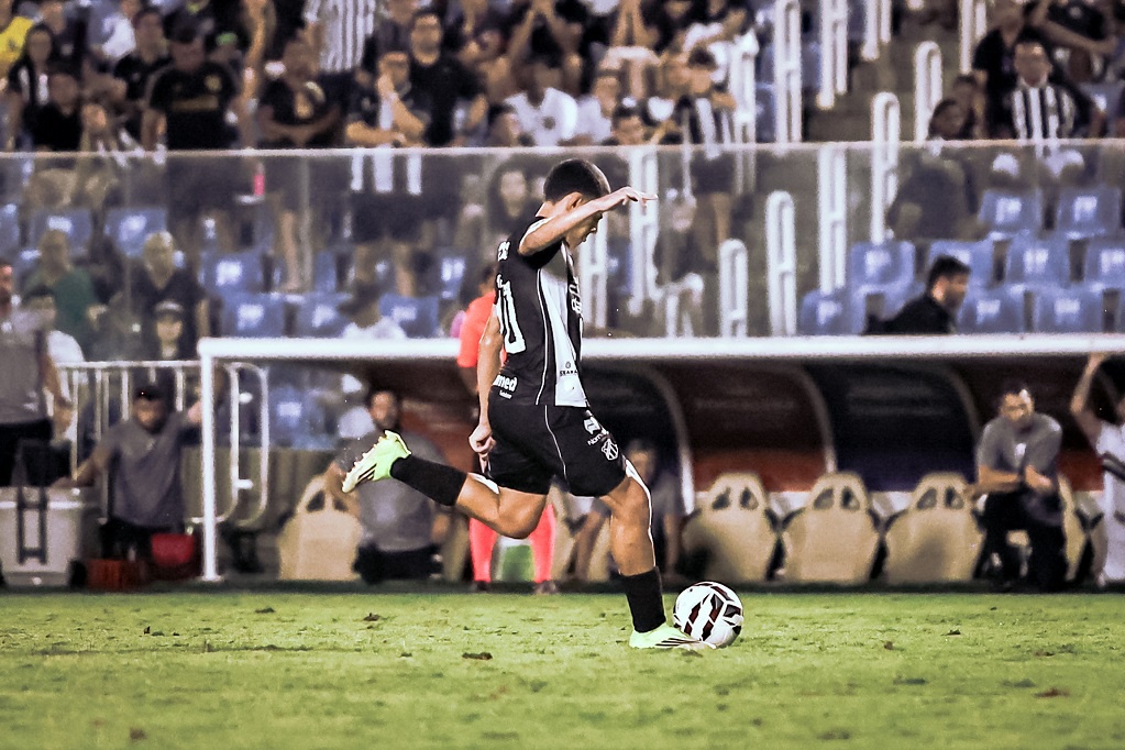 Ceará solicita e CBF altera partida contra o Athletic do Castelão para o Presidente Vargas