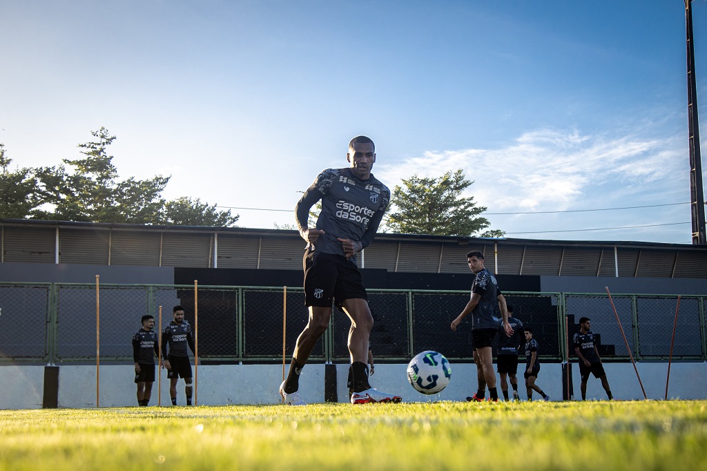 Ceará realiza mais um trabalho em Porangabuçu e está pronto para receber o Sport, pelo Brasileirão