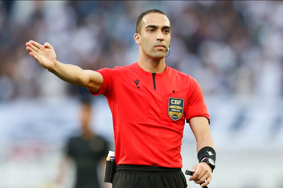Camp. Brasileiro: Davi Lacerda/ES será o árbitro de Ceará x Botafogo pela 29ª rodada