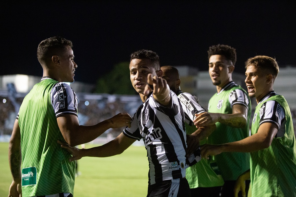 Erick fala de alegria pelo primeiro gol no Clássico-Rei e importância do resultado para o trabalho do Ceará em 2023