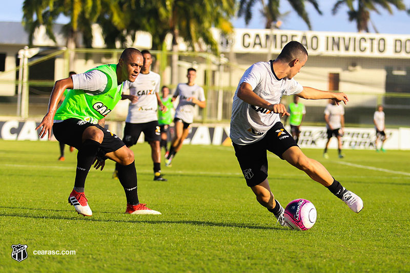 Elenco alvinegro desembarca nesta tarde e parte do grupo já se reapresenta para treinos