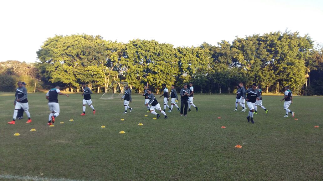 Vozão encerra treinamentos em Atibaia(SP)
