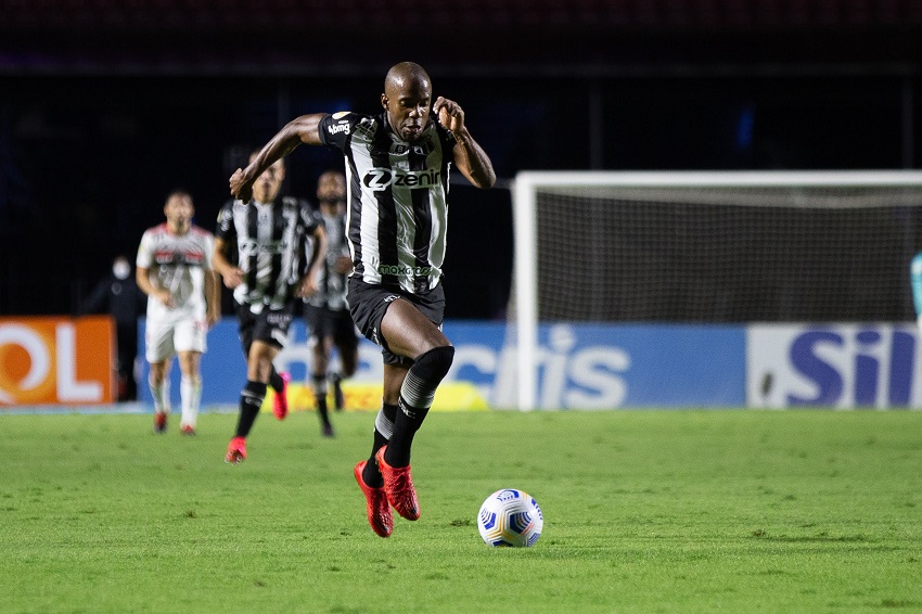 Fabinho e Richard têm atuações destacadas na partida contra o São Paulo; Confira os números