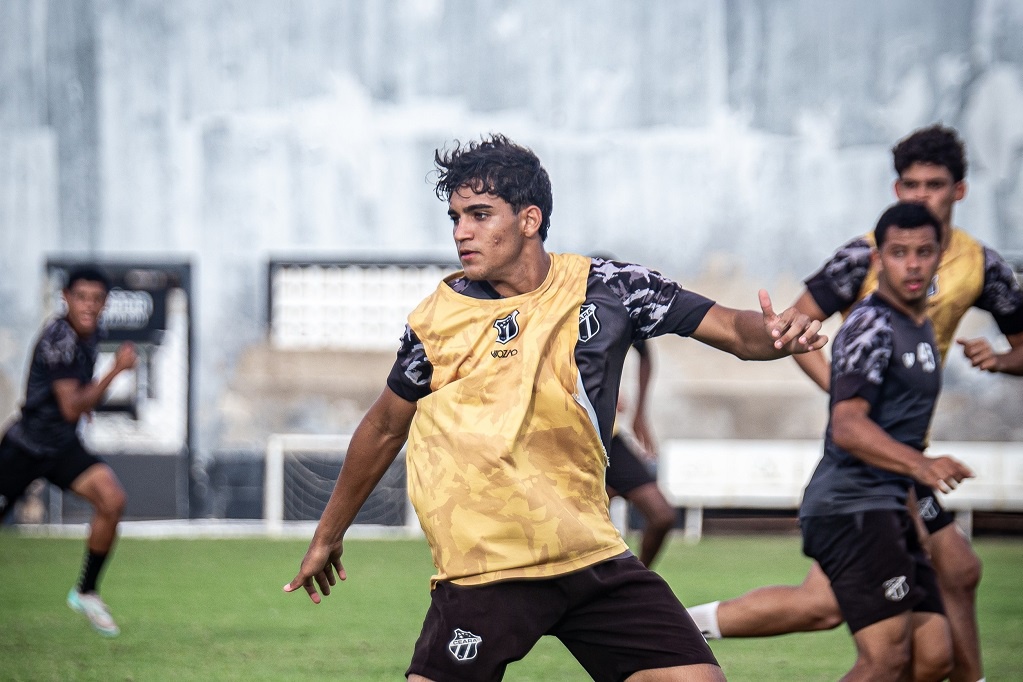 Sub-17: Ceará treina com foco no duelo diante do Vila Real pela nona rodada do Estadual