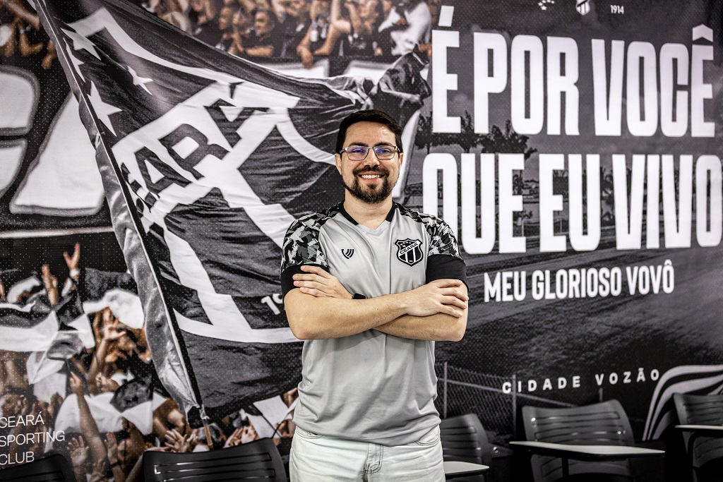 Fernando Martilis, assistente social das categorias de base, comenta sobre trabalho desempenhado com os atletas da Cidade Vozão