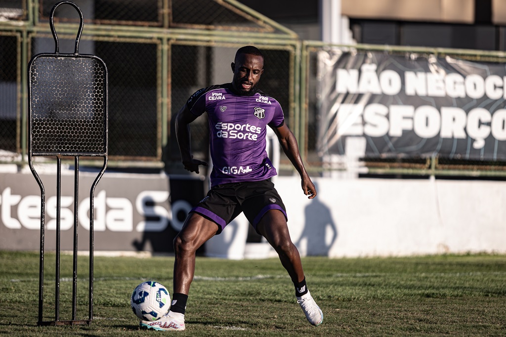 Ceará realiza terceiro trabalho da semana e segue em preparação para retorno aos jogos oficiais