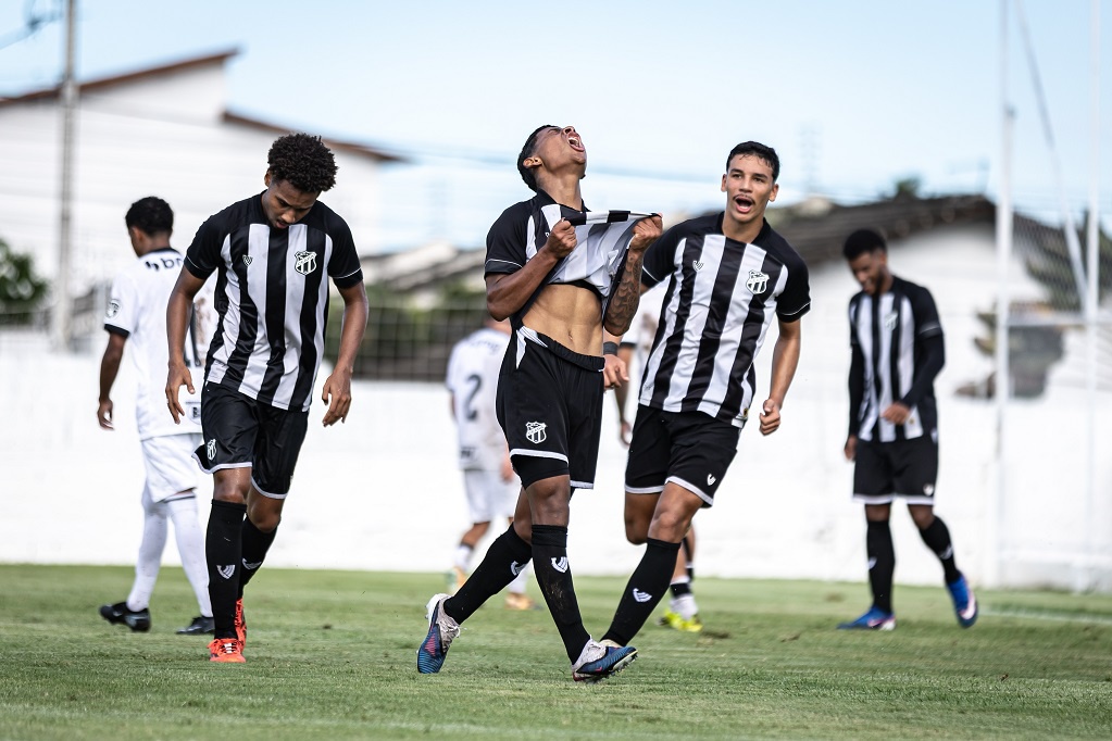 Rogério Ferreira enaltece vitória diante do Atlético/MG pelo Brasileiro Sub-20: “Resultado fundamental”