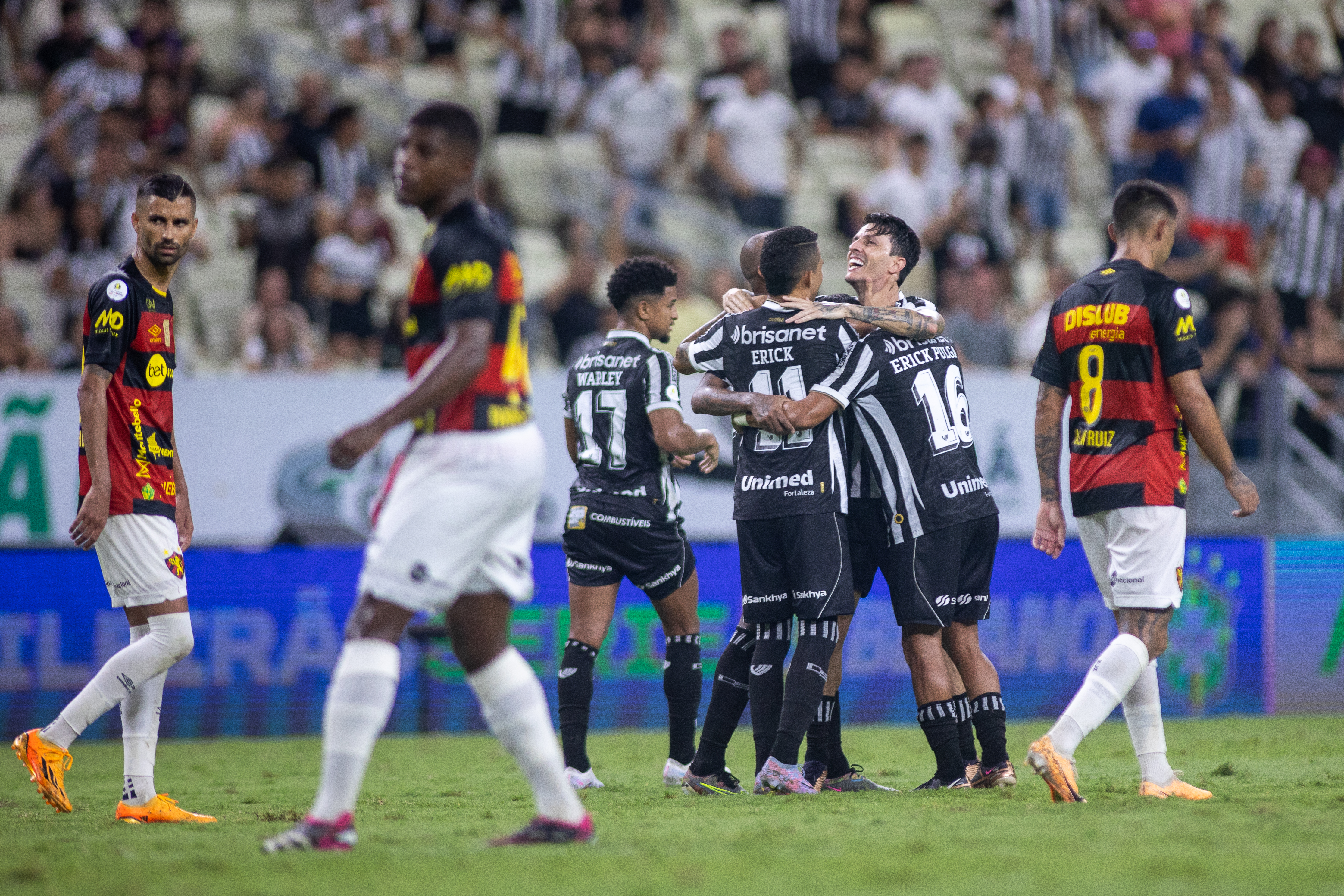 Camp. Brasileiro: Em casa, Ceará vence o Sport por 2x1