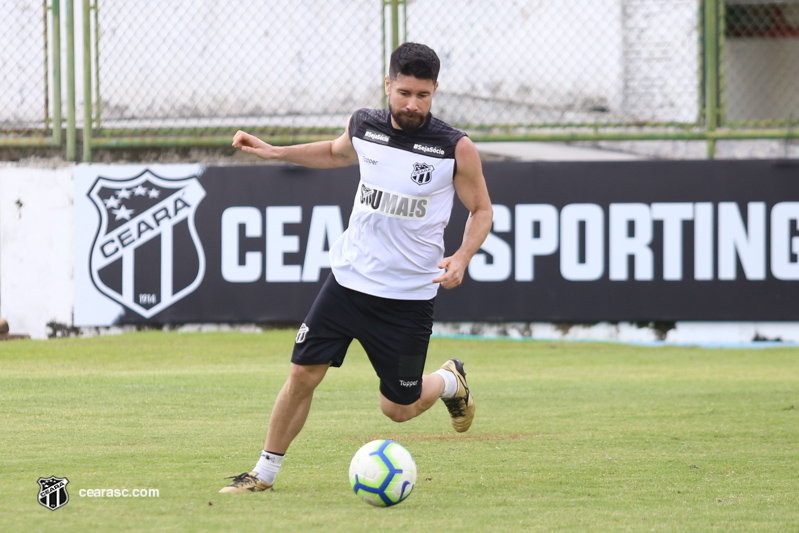 Ricardinho prega equilíbrio para continuidade do trabalho 
