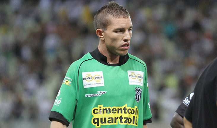 Grande atuação empolga Luís Carlos: “Muitos títulos virão”