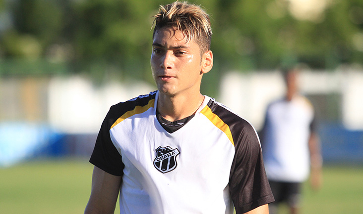 Luiz Henrique sofre lesão e ficará fora por cerca de 20 dias