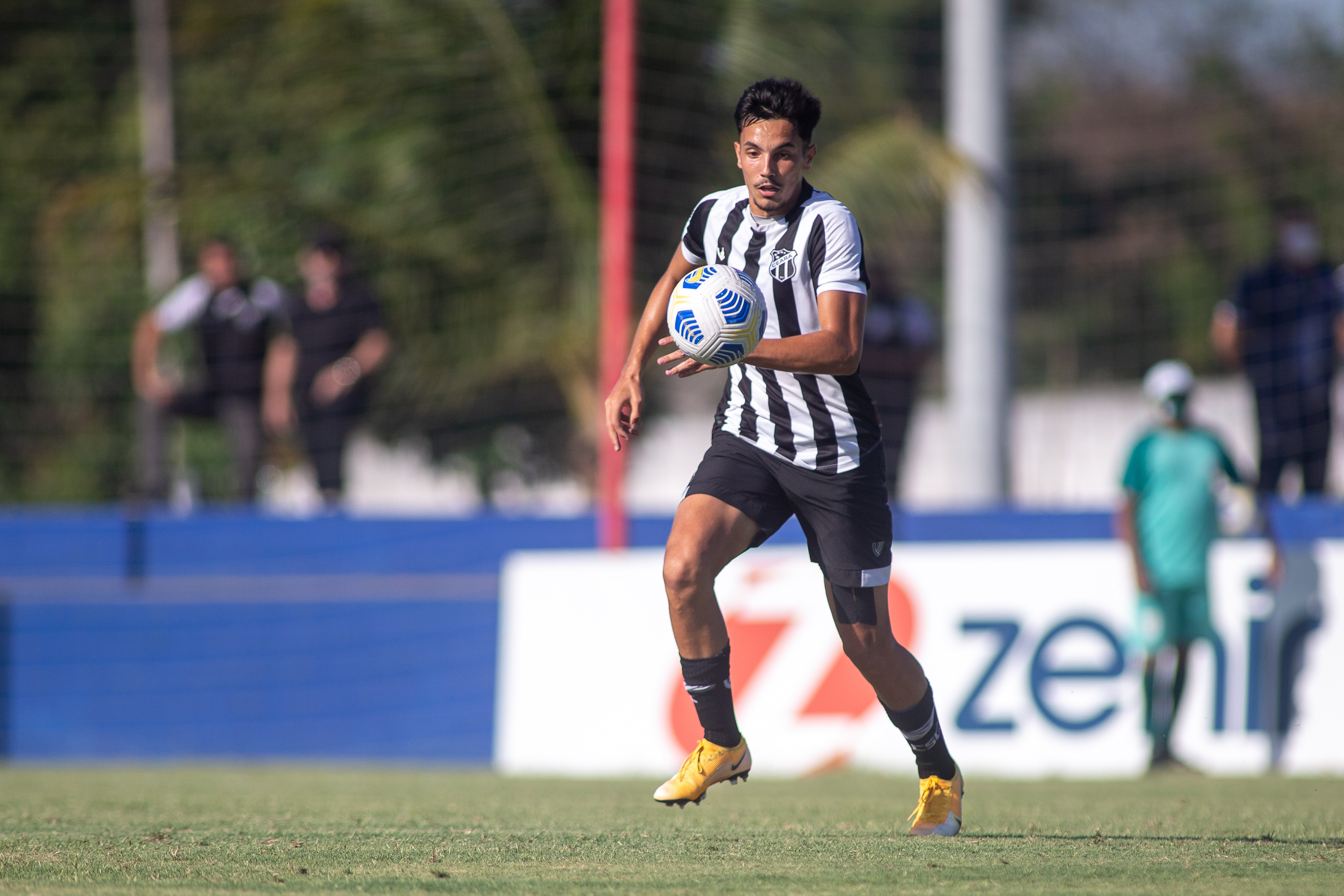 Aspirantes: Ceará empata sem gols contra o Fortaleza e se garante em mais uma final do Brasileirão de Aspirantes