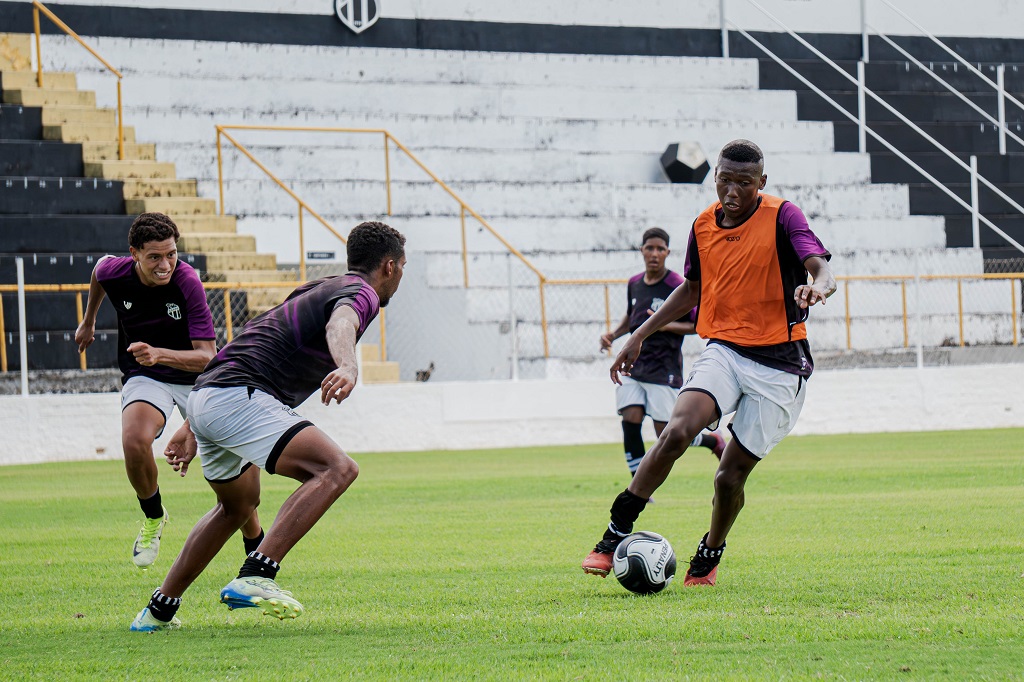 Sub-17: Na Cidade Vozão, Ceará realiza penúltimo treino antes de enfrentar o Atlético Cearense pelo Estadual