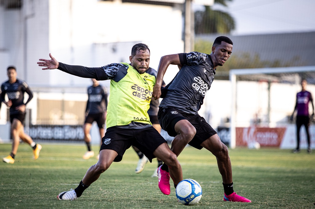 Ceará realiza treino apronto e finaliza preparação para enfrentar o Brusque