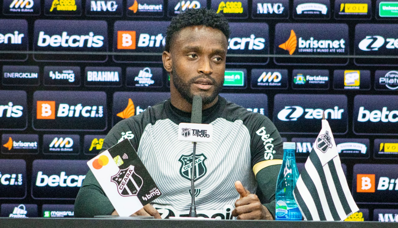 Mendoza reafirma busca por vitória em casa e exalta importância do apoio do torcedor para vencer o Santos