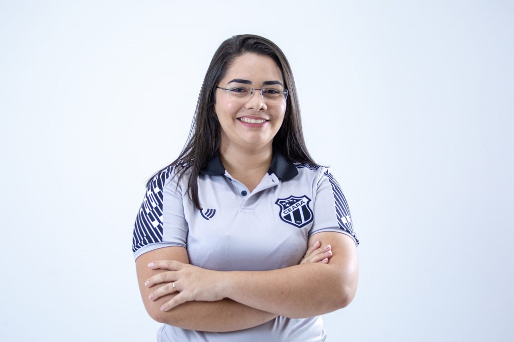 Dia Internacional da Mulher: Gestora do Futebol Feminino, Clara Ferreira fala sobre vivências, sonhos e desafios no esporte