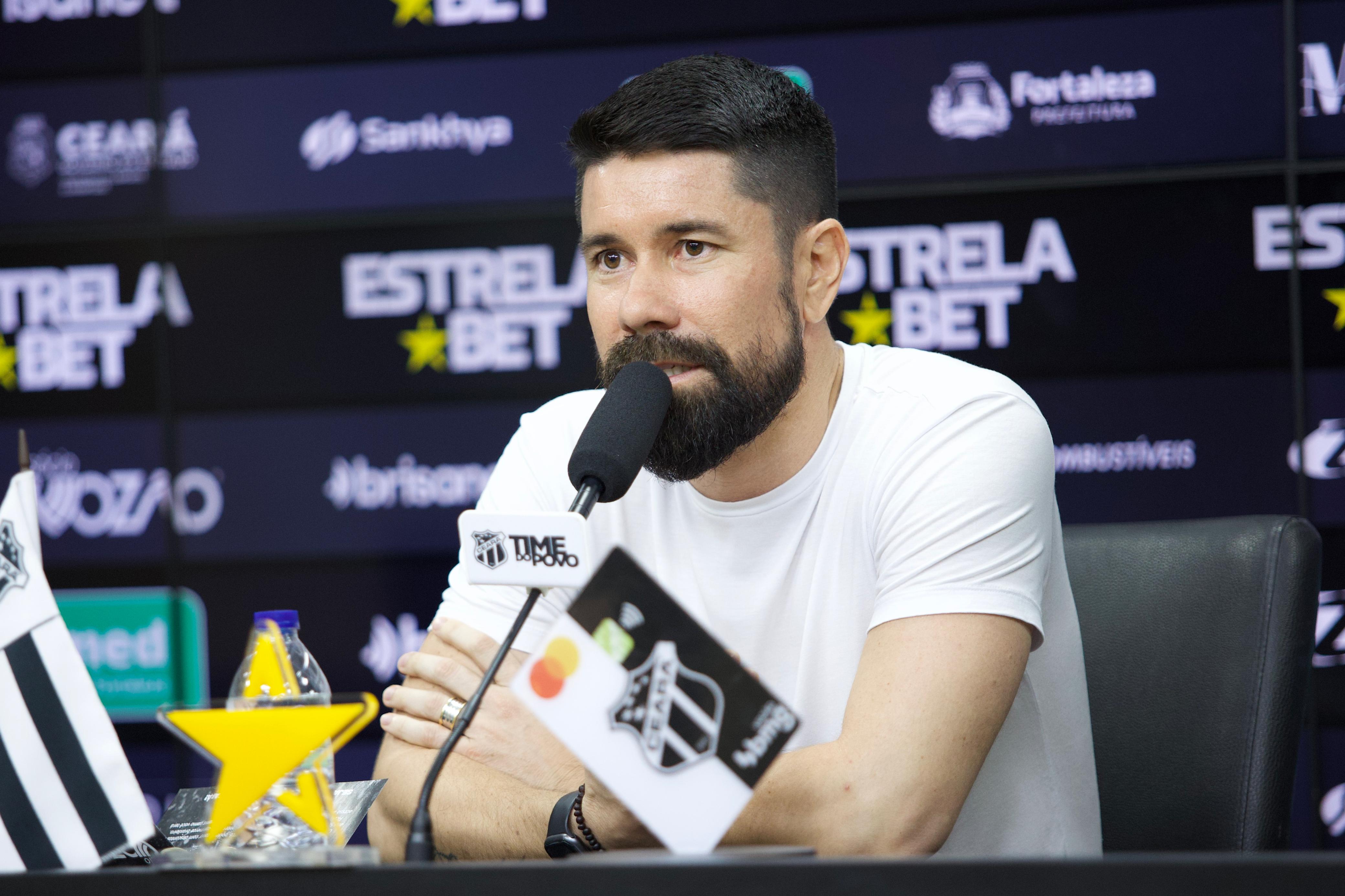 Ídolo alvinegro, Ricardinho é apresentado oficialmente como novo Assessor de Futebol do Mais Querido