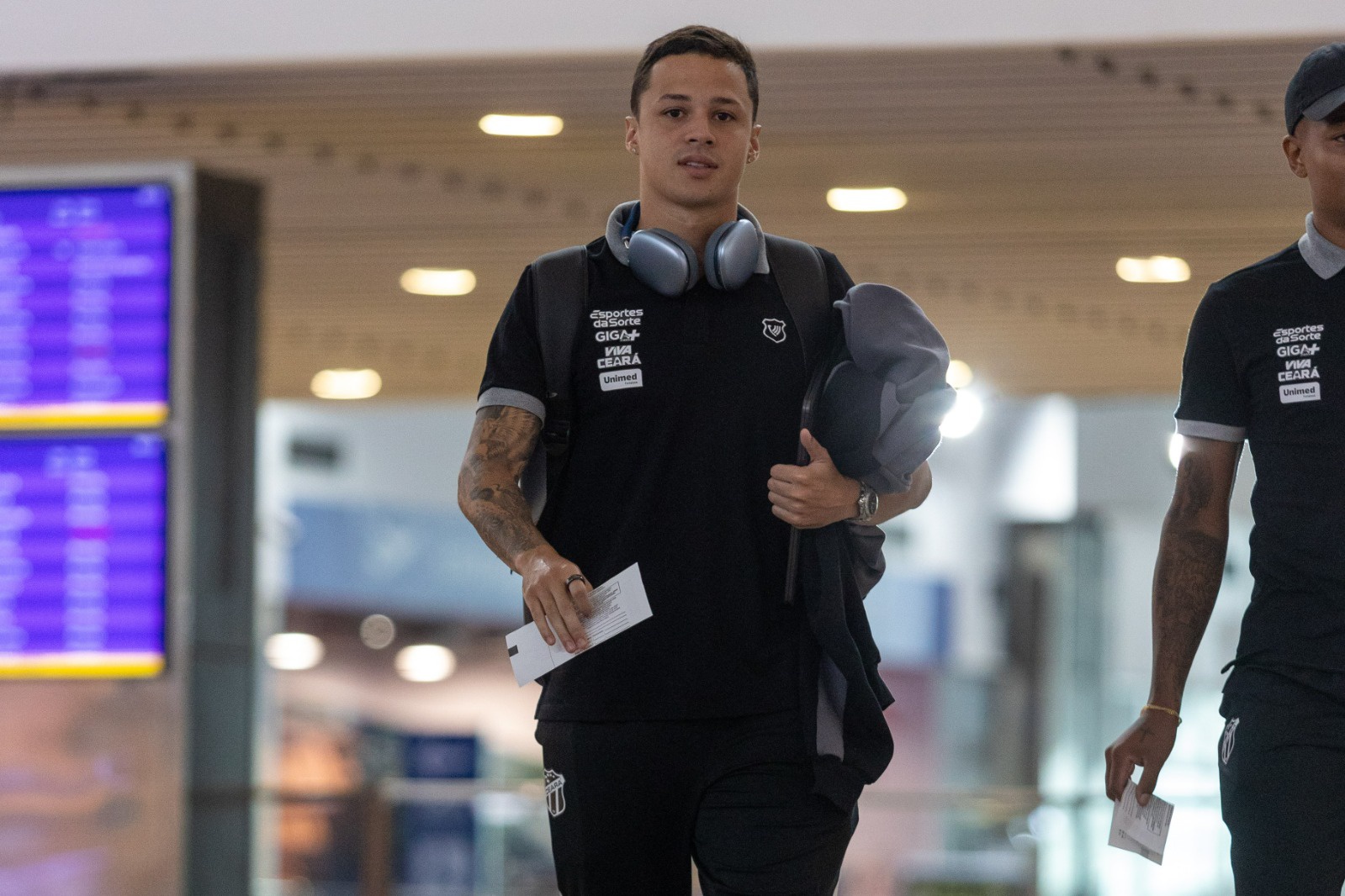 Com foco na Copa do Nordeste, Ceará embarca para o Maranhão para enfrentar o Sampaio Corrêa