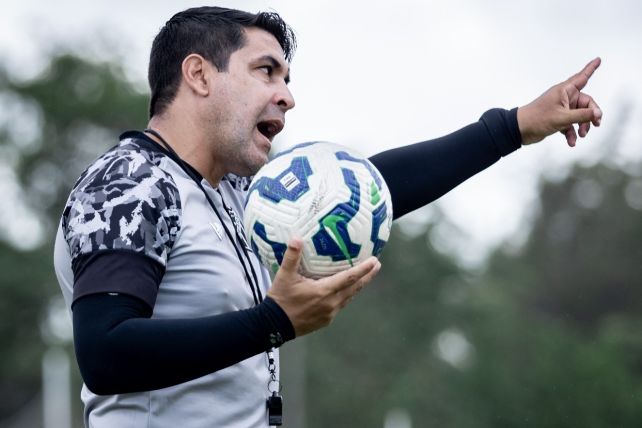 Fut. Feminino: Erivelton Viana projeta estreia do Ceará contra o São Gonçalo e comenta semana de preparação