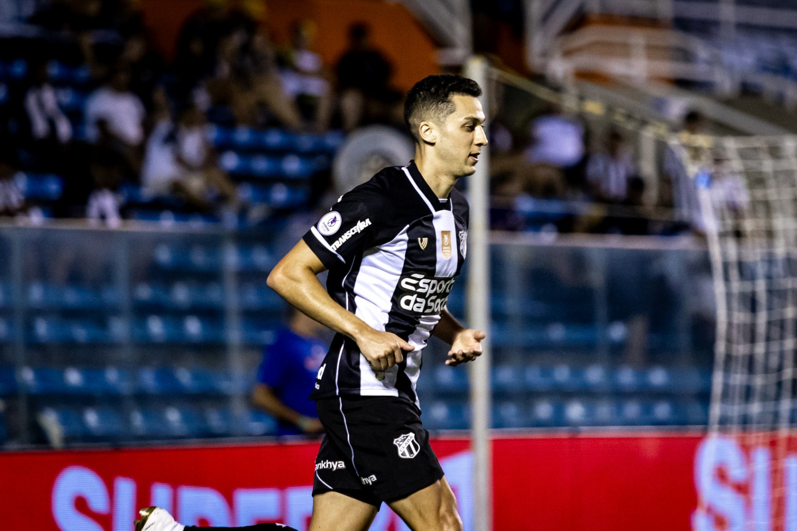 Juan Alano estreia pelo Ceará com assistência e diz: "Chego para agregar"