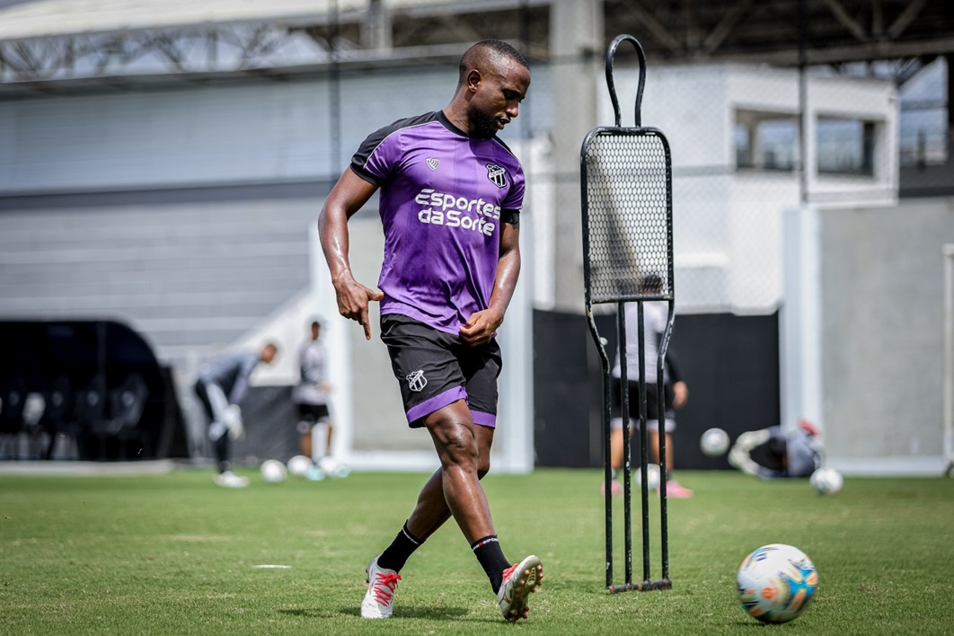 Dieguinho conclui período de transição e está à disposição de Mozart para o Clássico-Rei