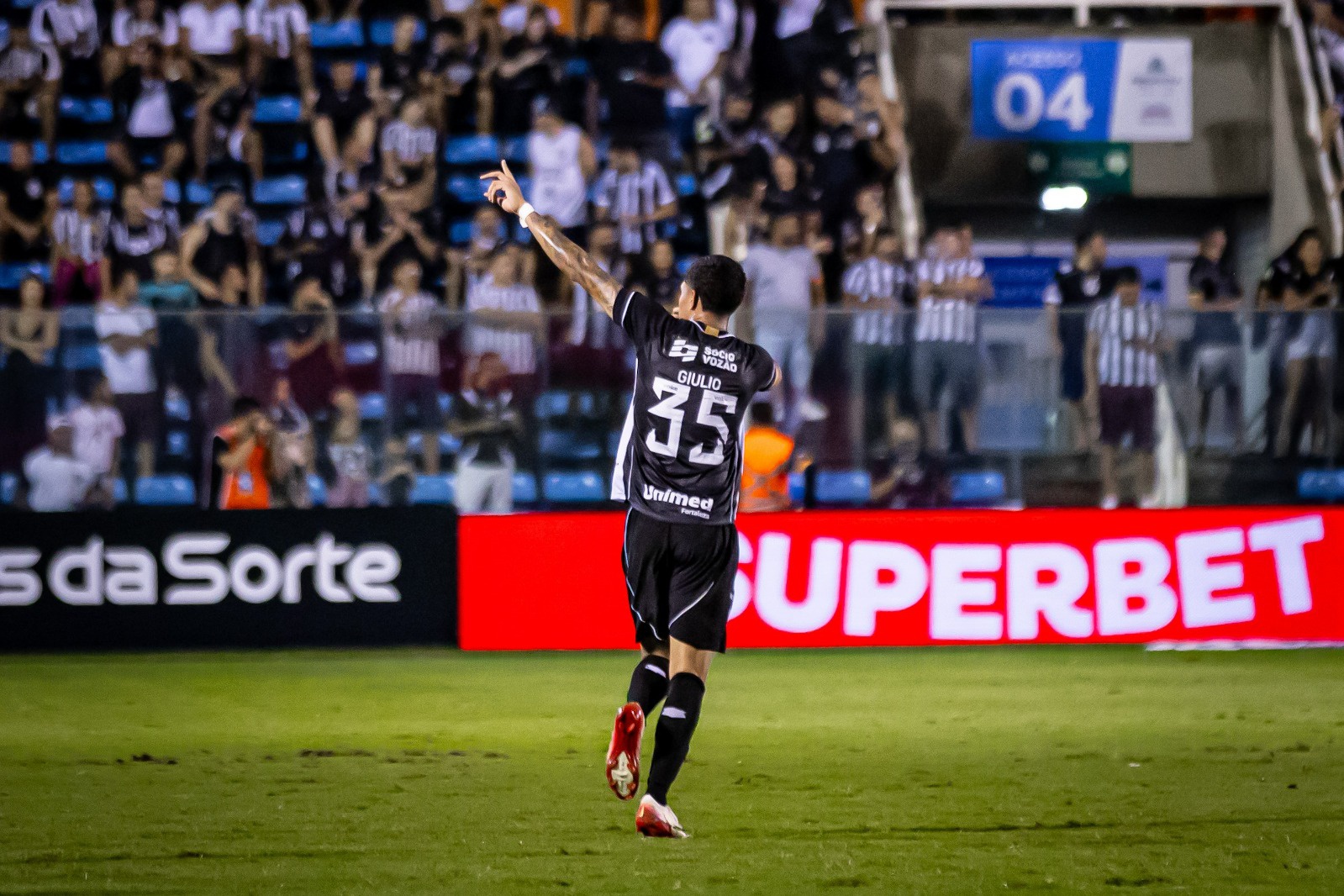 Em goleada no PV, Giulio marca primeiro gol como profissional: “Sentimento inexplicável”