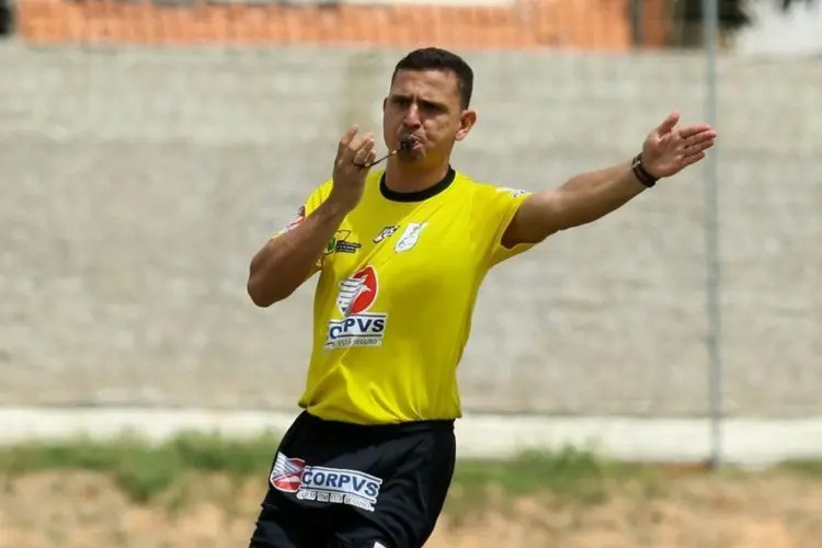 SUB-20: Clássico-Rei de ida da final do Cearense será apitado por Léo Simão Holanda, árbitro CBF Elite