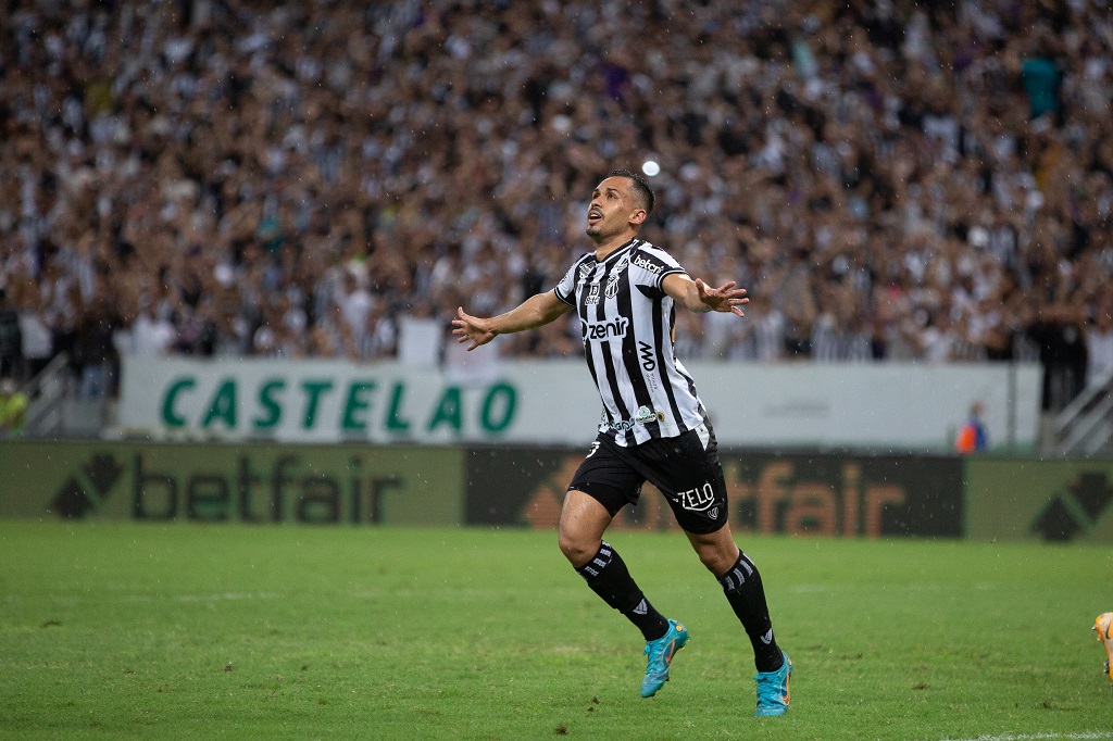 Lima elenca fatores que trouxeram classificação na CONMEBOL Sudamericana e pede o mesmo para jogo da Série A