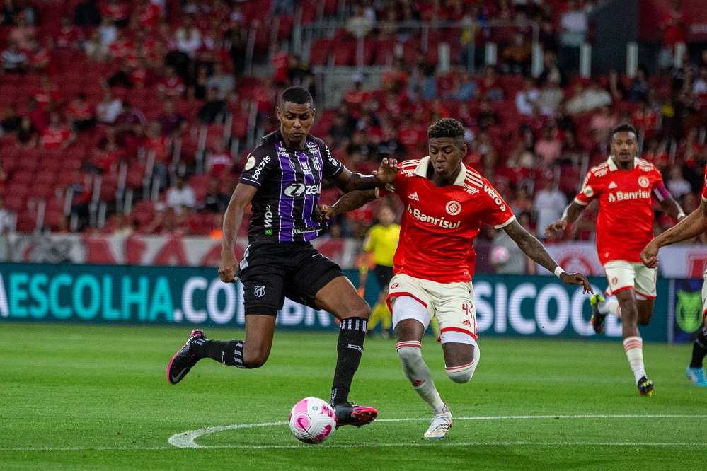 Série A: No Beira-Rio, Ceará perde para o Internacional por 2 a 1