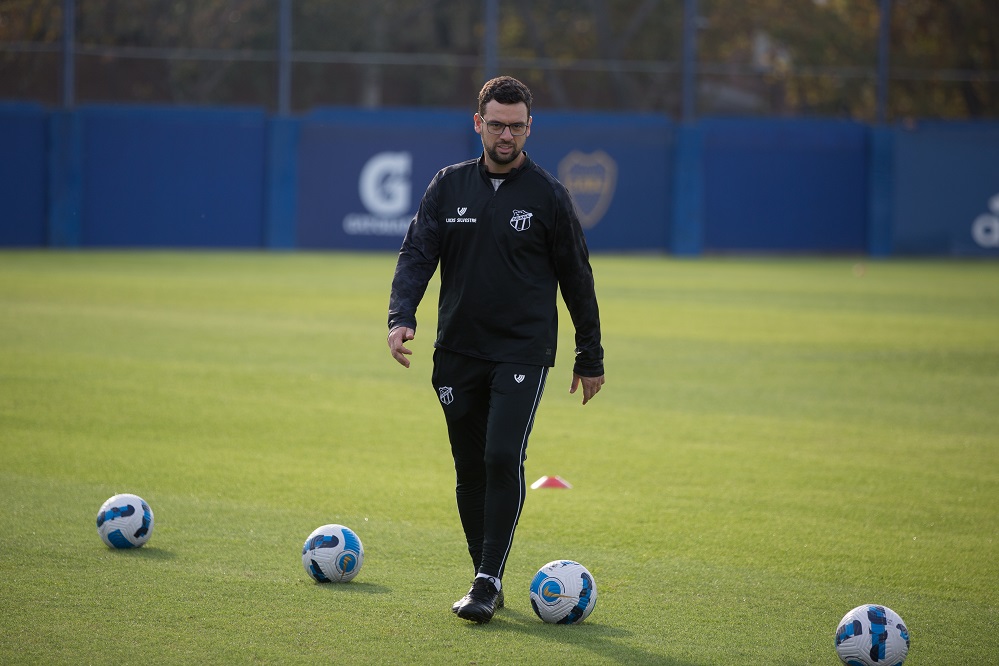 Em coletiva de imprensa, Lucas Silvestre comenta sobre classificação do Ceará na CONMEBOL Sudamericana